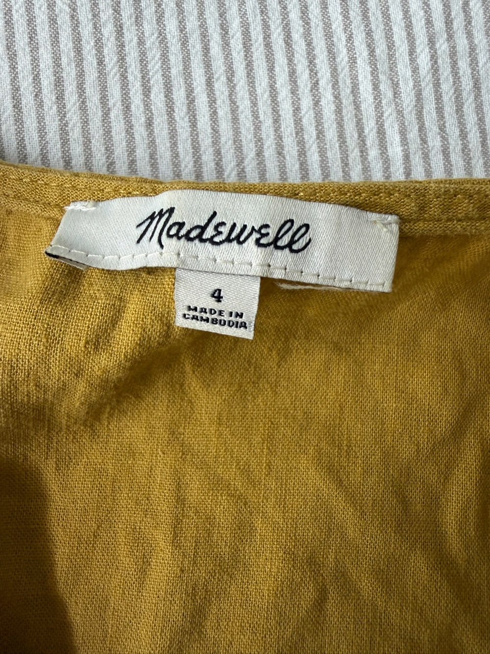 Madewell Button-Front Vest Ruffle-Sleeve - Picture 7 of 7